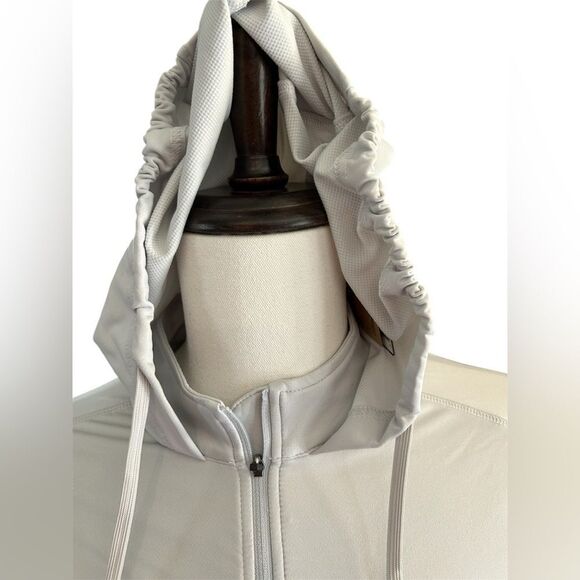 Sold Vandyke Half Zip Hoodie, Glacier Grey, Size XL, NWT - Picture 8 of 12